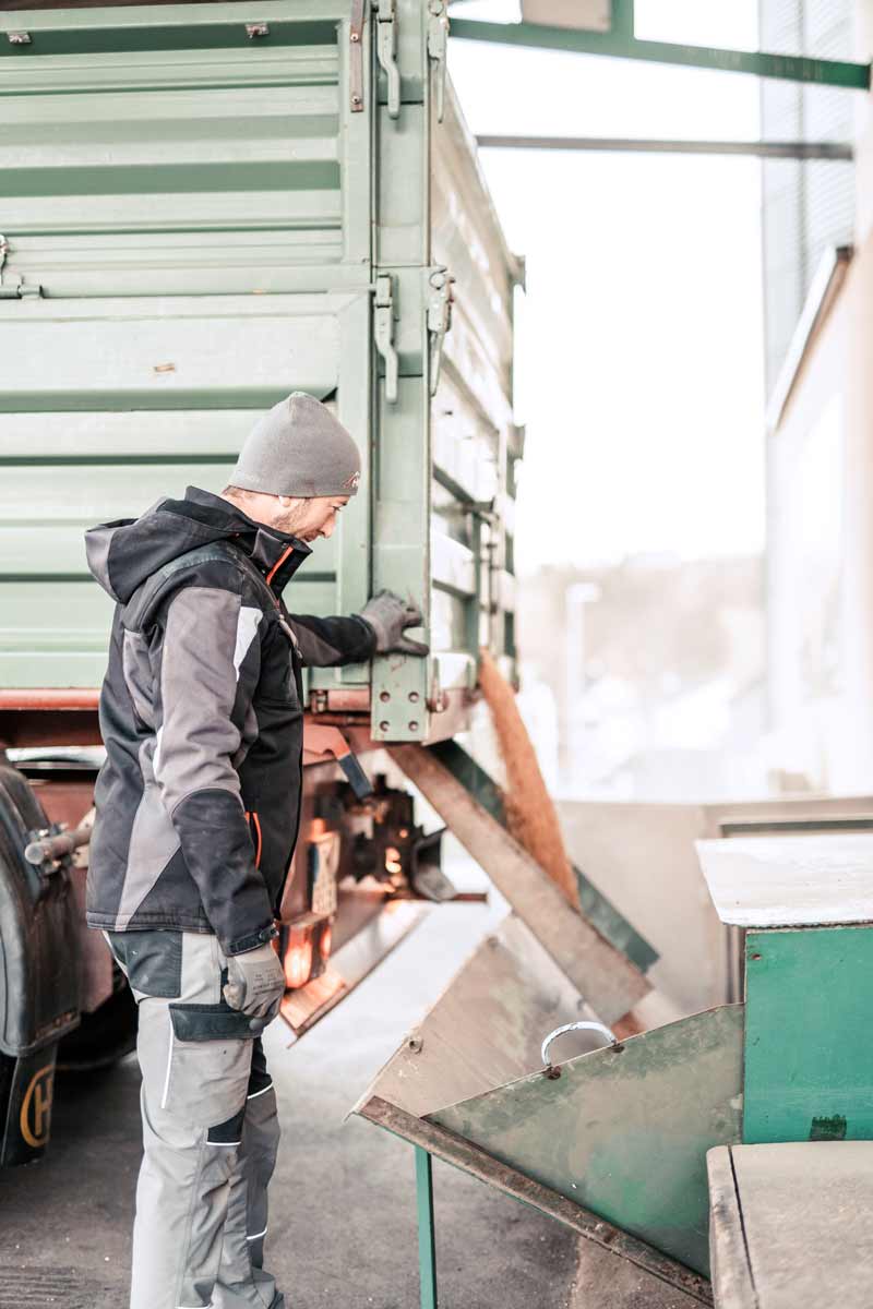 Abladen bei der Sagmeister Mühle